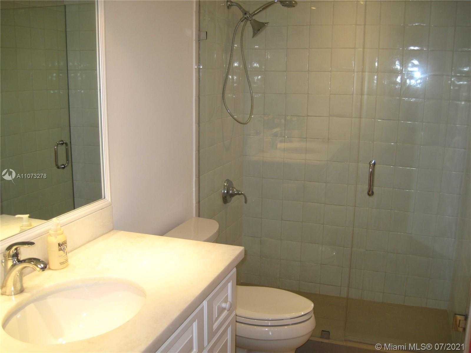 Small Image of 1111 CRANDON BLVD #B408, Key Biscayne Number 26