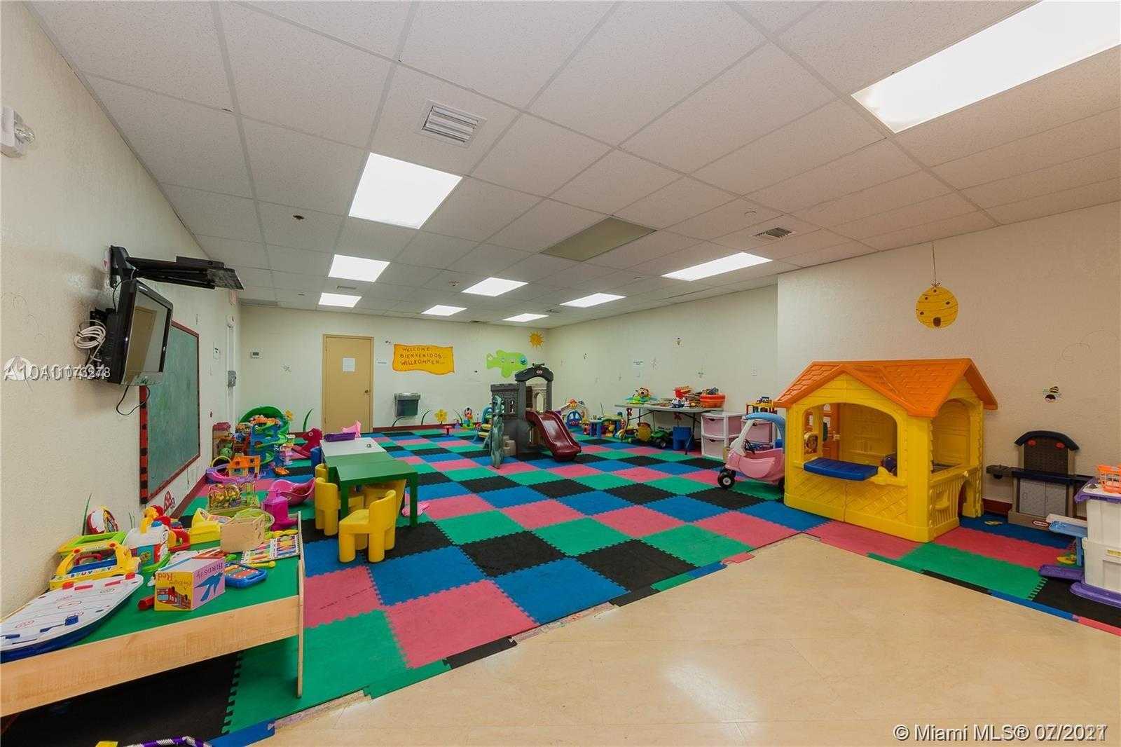 Small Image of 1111 CRANDON BLVD #B408, Key Biscayne Number 39