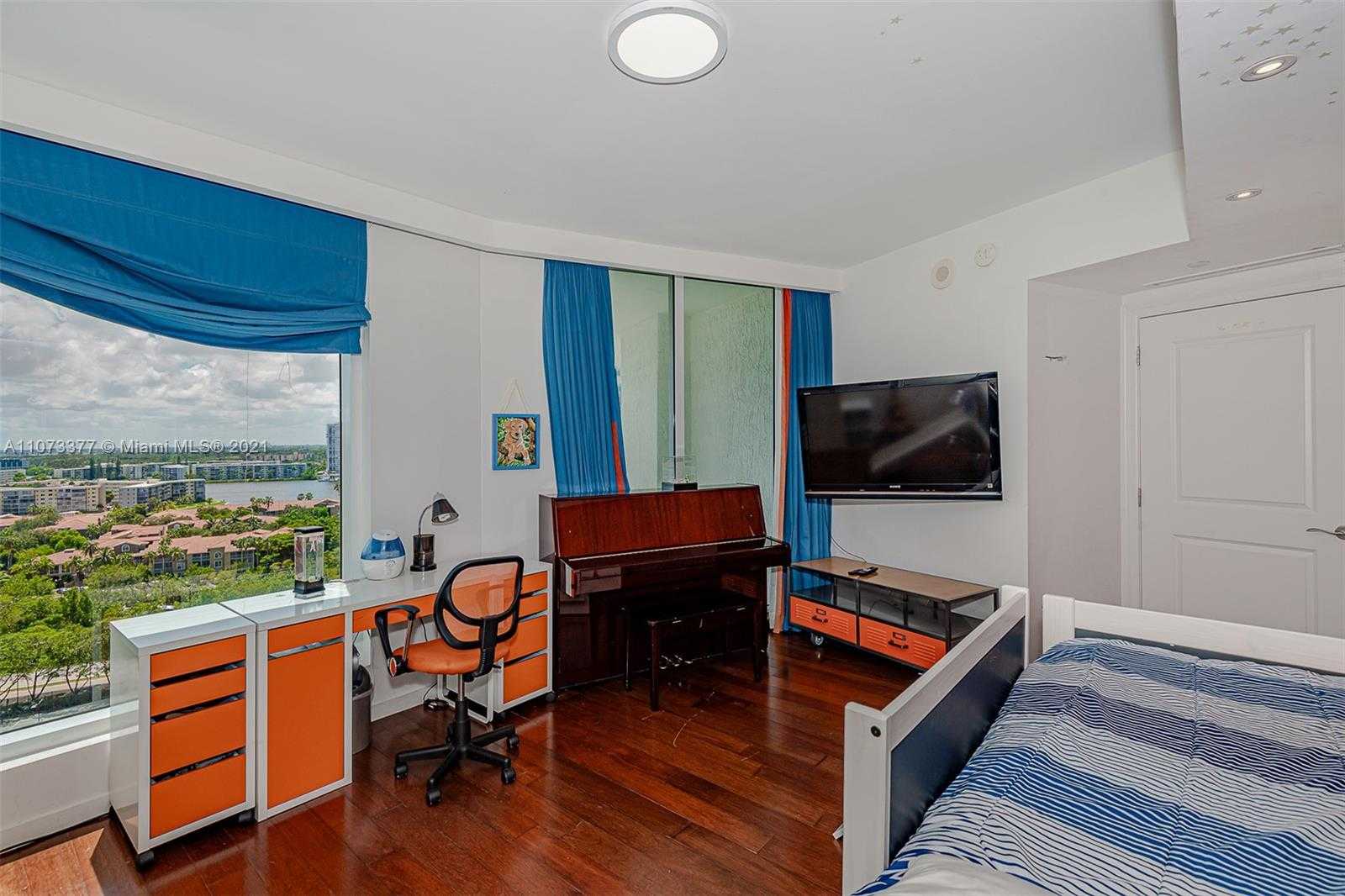 Small Image of 6000 ISLAND BLVD #1501, Aventura Number 36
