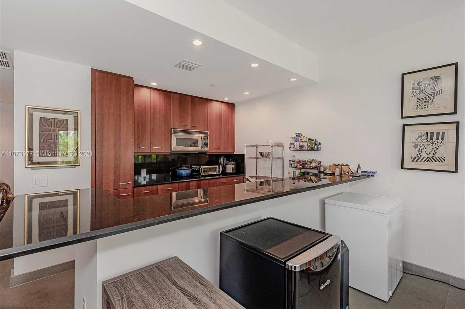 Small Image of 6000 ISLAND BLVD #1501, Aventura Number 46