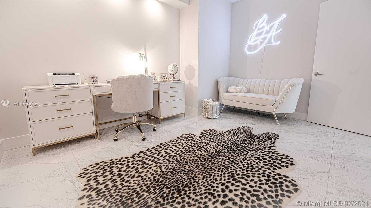 Small Image of 1331 BRICKELL BAY DR #301, Miami Number 19
