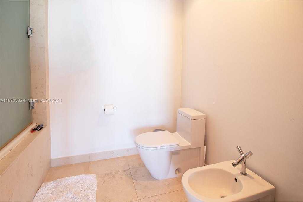 Small Image of 450 ALTON RD #1008, Miami Beach Number 10