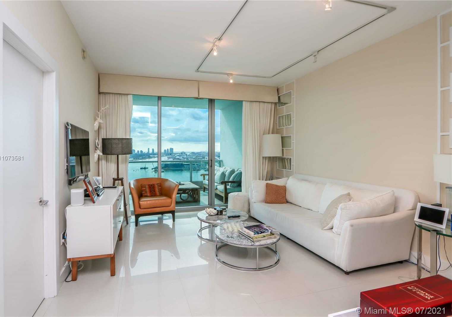 Small Image of 900 BISCAYNE BLVD #2707, Miami Number 10