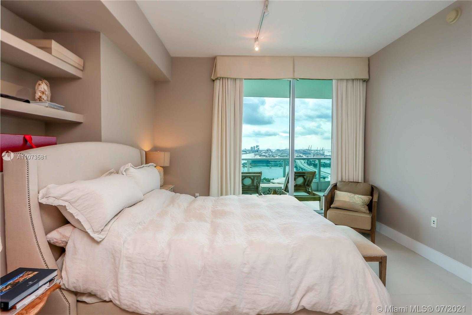 Small Image of 900 BISCAYNE BLVD #2707, Miami Number 13