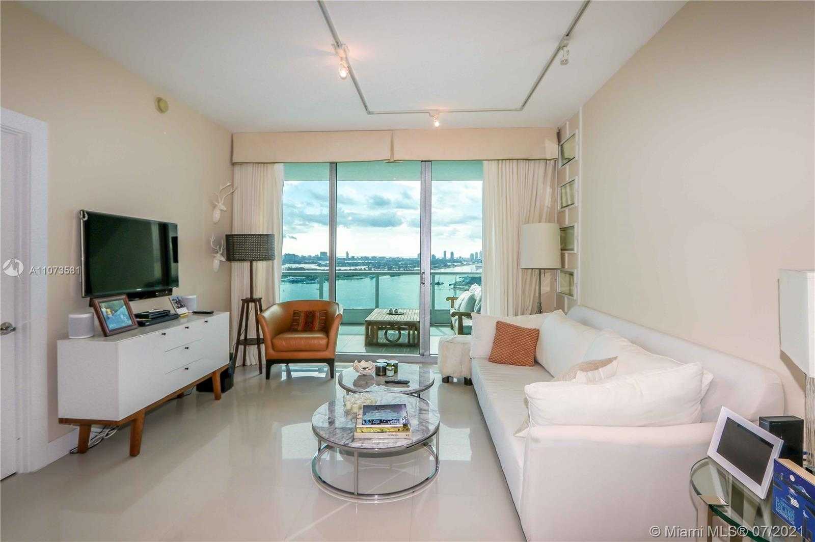 Small Image of 900 BISCAYNE BLVD #2707, Miami Number 2