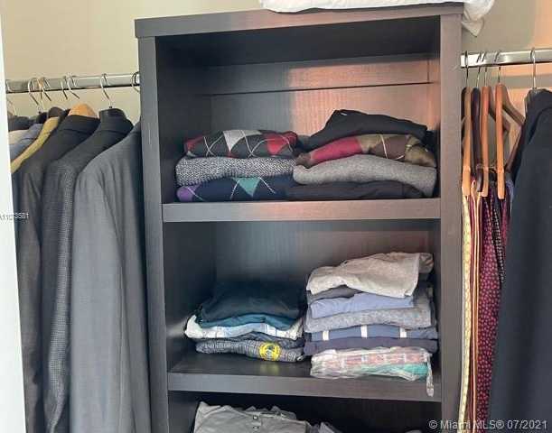Small Image of 900 BISCAYNE BLVD #2707, Miami Number 36