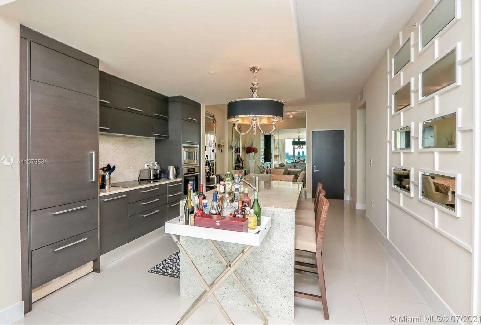 Small Image of 900 BISCAYNE BLVD #2707, Miami Number 5