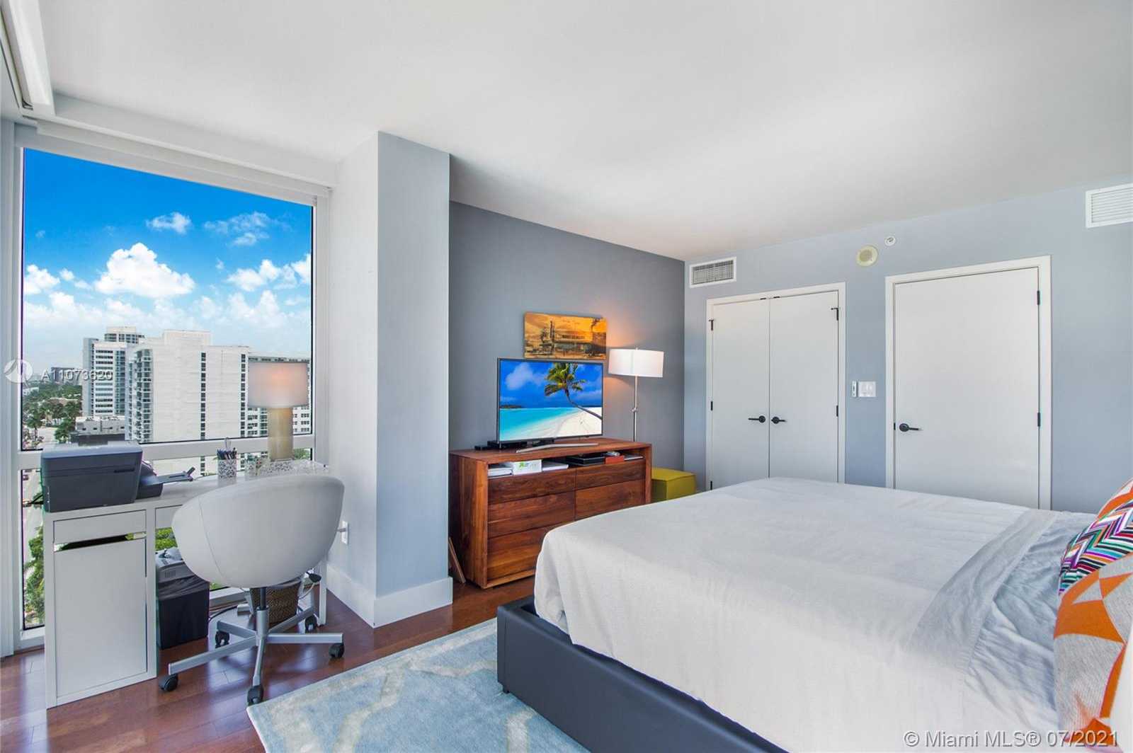 Small Image of 6801 COLLINS AVE #1101, Miami Beach Number 7