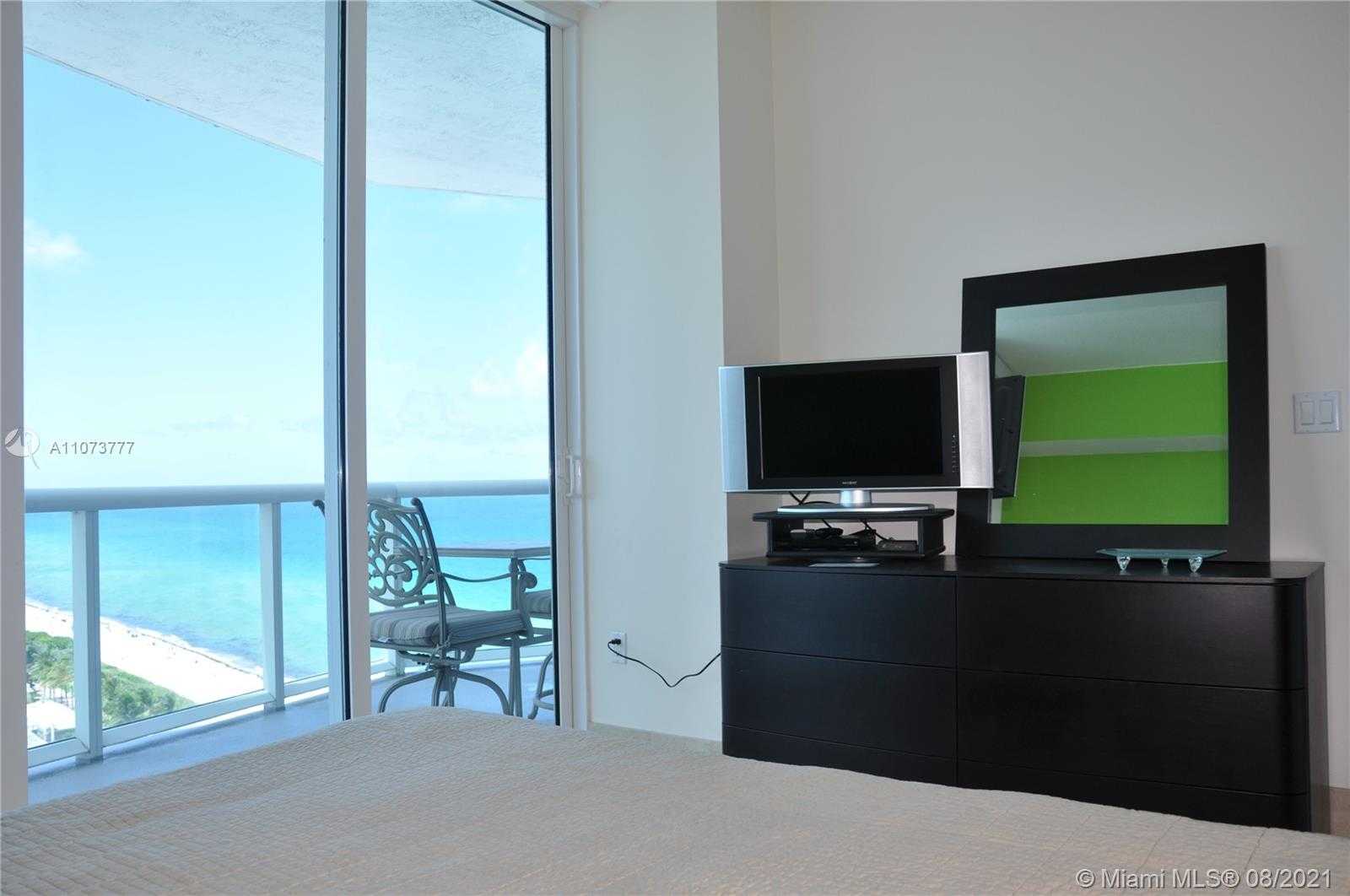 Small Image of 6515 COLLINS AVE #1601, Miami Beach Number 13