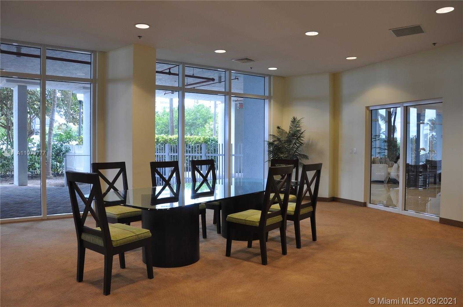 Small Image of 6515 COLLINS AVE #1601, Miami Beach Number 27