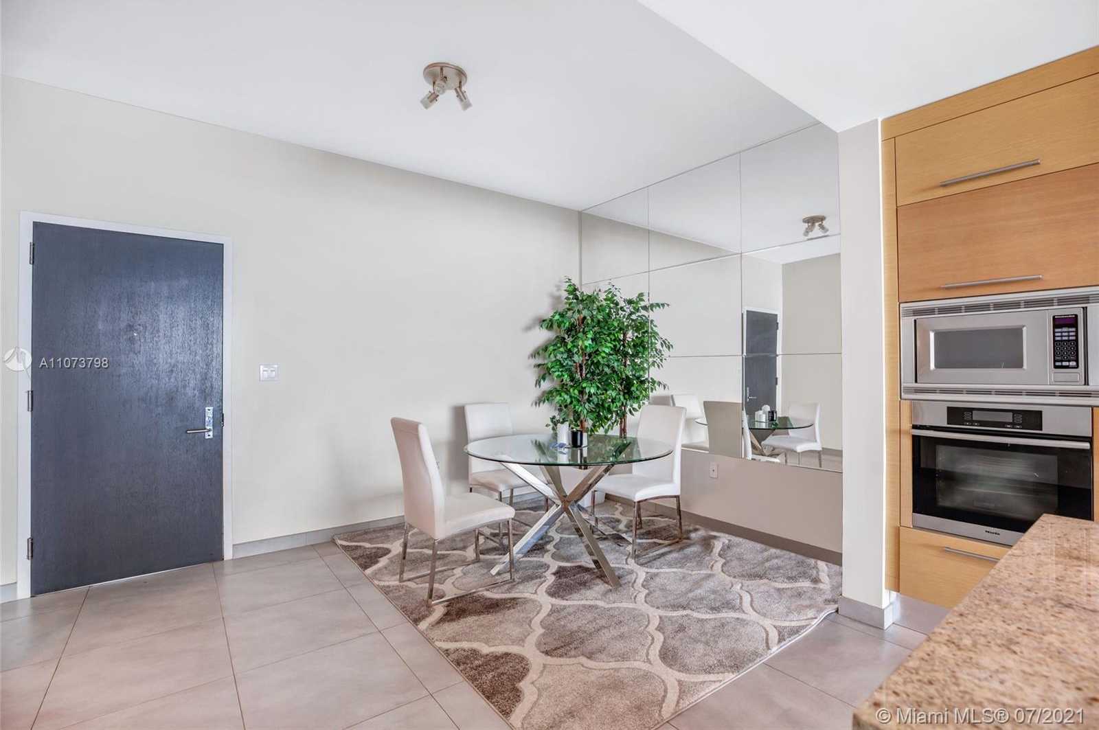 Small Image of 900 BISCAYNE BLVD #5705, Miami Number 5