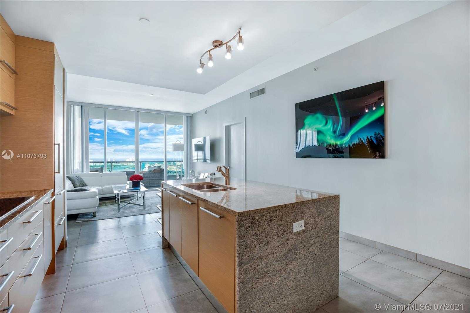 Small Image of 900 BISCAYNE BLVD #5705, Miami Number 8