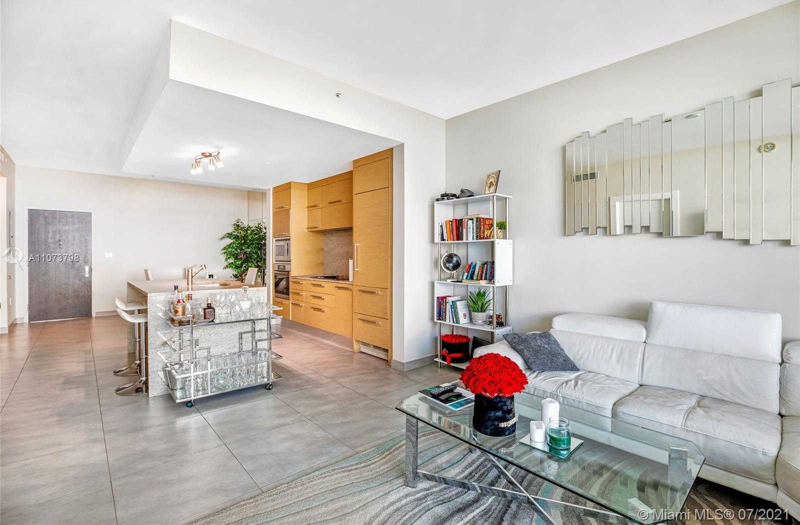 Small Image of 900 BISCAYNE BLVD #5705, Miami Number 9