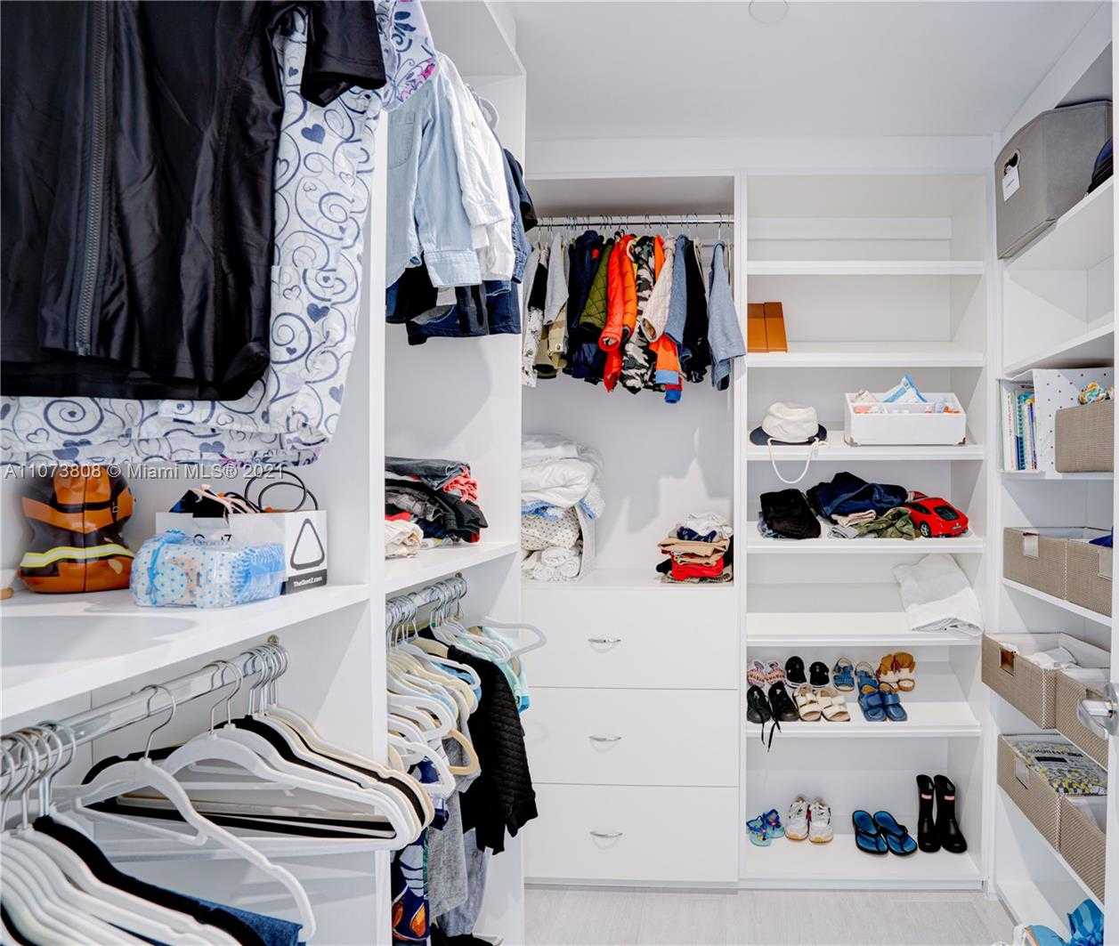 Small Image of 9501 COLLINS AVE #3, Surfside Number 19