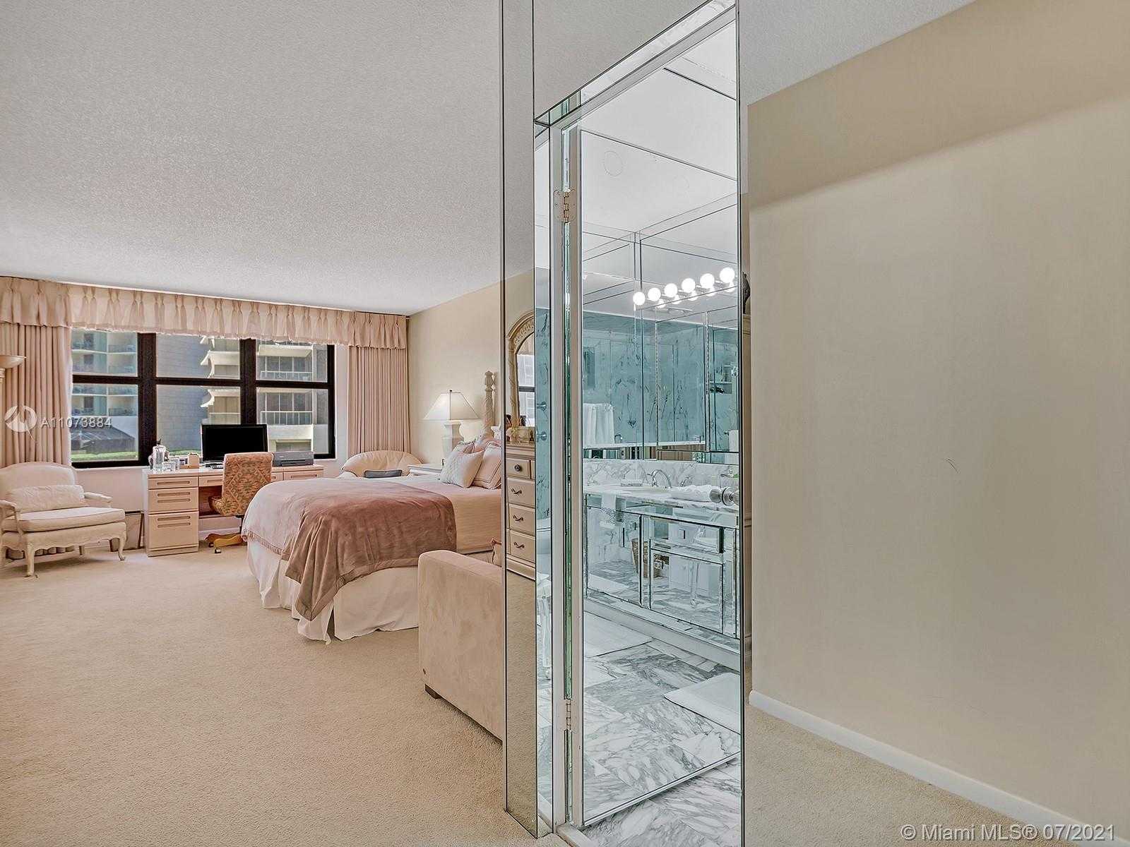 Small Image of 9801 COLLINS AVE #6Z, Bal Harbour Number 45