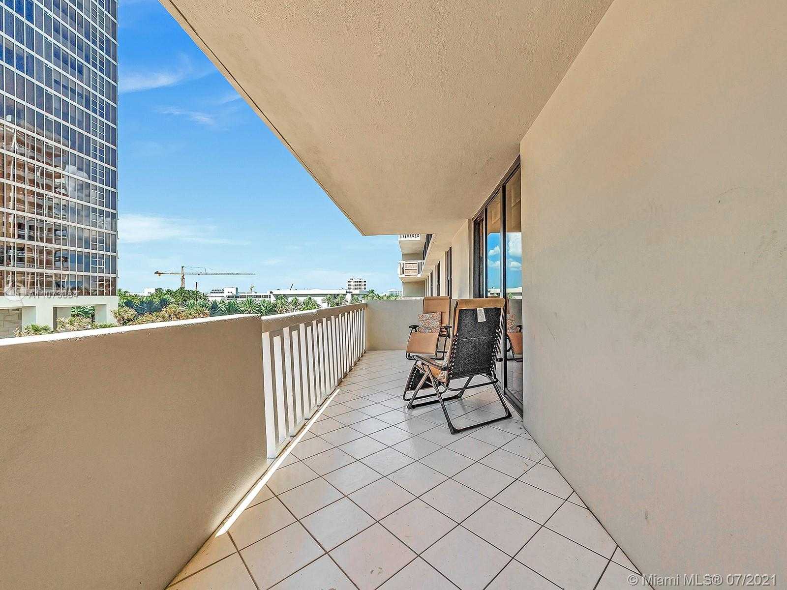 Small Image of 9801 COLLINS AVE #6Z, Bal Harbour Number 48