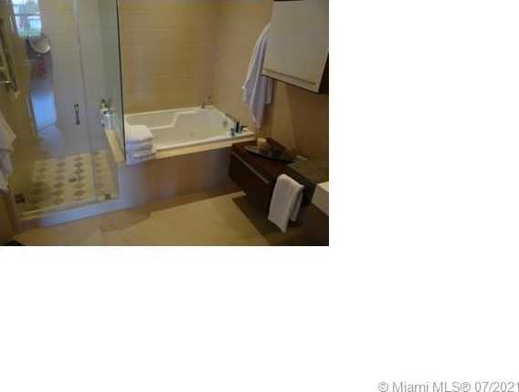 Small Image of 11271 NORTH WEST 75TH LN #11271, Doral Number 11