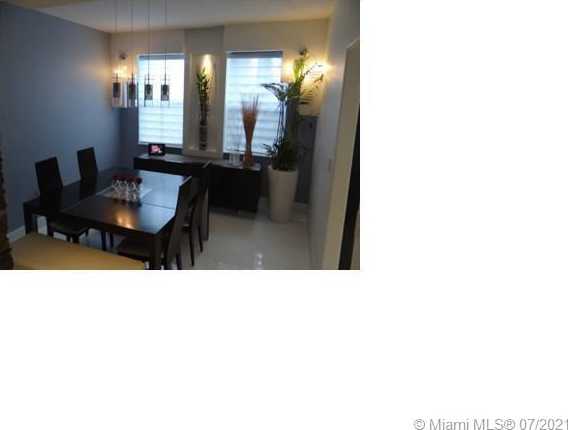 Small Image of 11271 NORTH WEST 75TH LN #11271, Doral Number 16