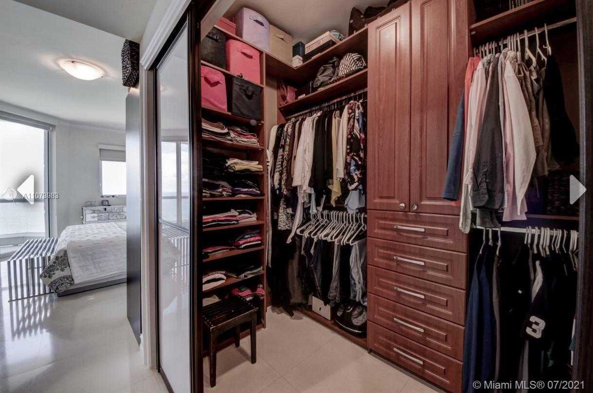 Small Image of 17875 COLLINS AVE #3302, Sunny Isles Beach Number 5