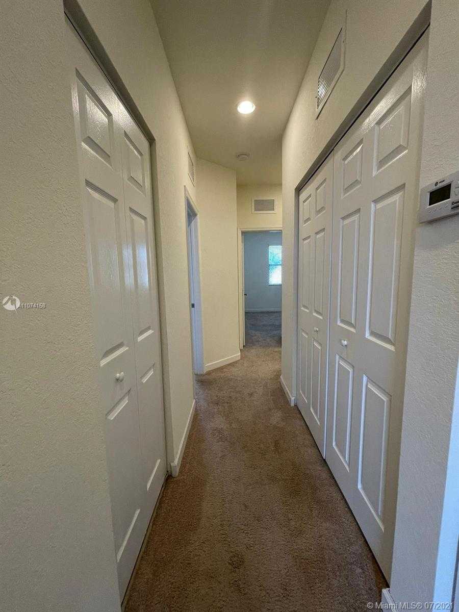 Small Image of 8892 NORTH WEST 102ND CT, Doral Number 14