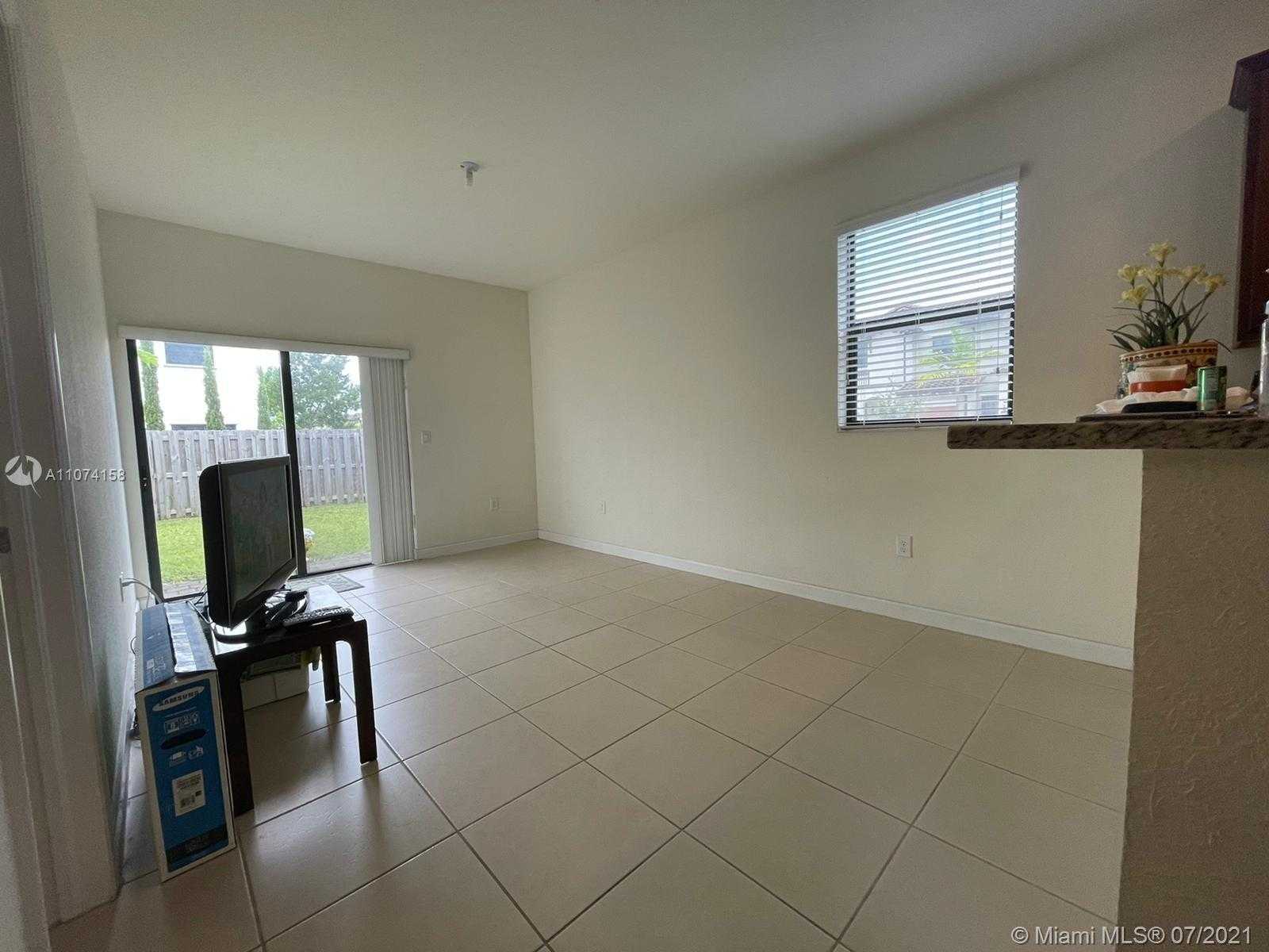 Small Image of 8892 NORTH WEST 102ND CT, Doral Number 6