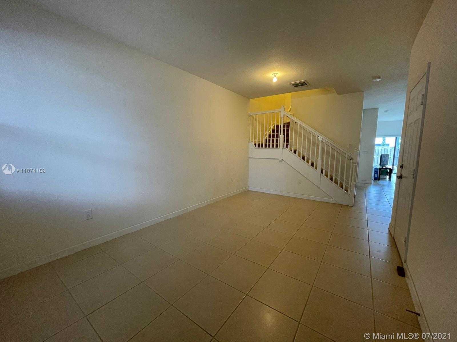 Small Image of 8892 NORTH WEST 102ND CT, Doral Number 7