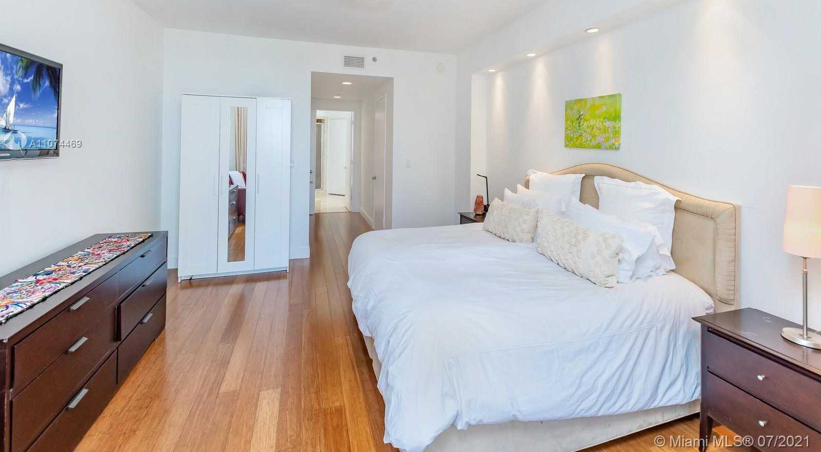 Small Image of 791 CRANDON BLVD #504, Key Biscayne Number 11