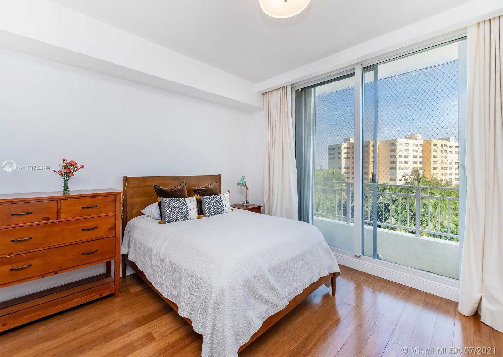 Small Image of 791 CRANDON BLVD #504, Key Biscayne Number 14