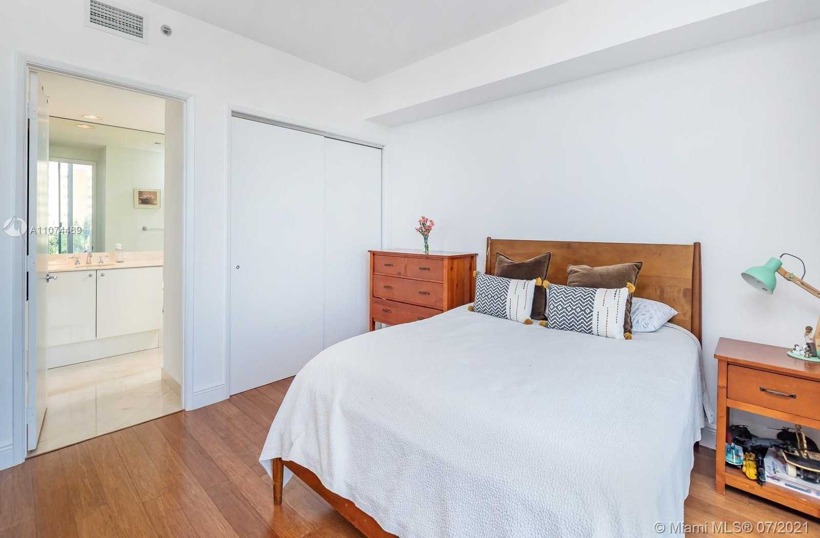 Small Image of 791 CRANDON BLVD #504, Key Biscayne Number 15