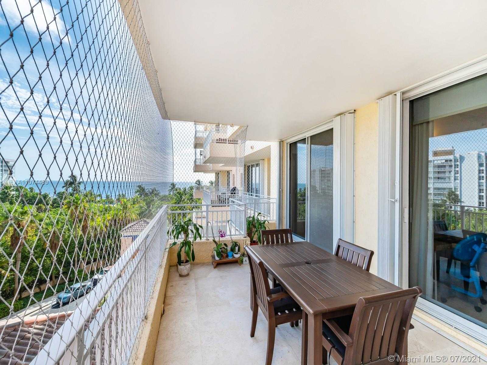 Small Image of 791 CRANDON BLVD #504, Key Biscayne Number 21