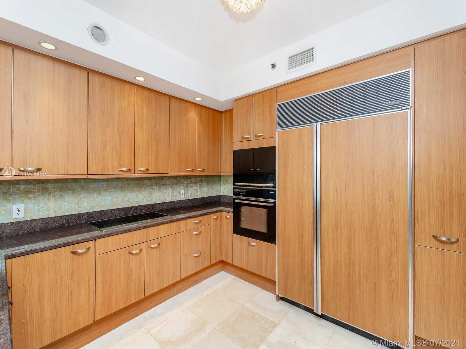 Small Image of 791 CRANDON BLVD #504, Key Biscayne Number 7