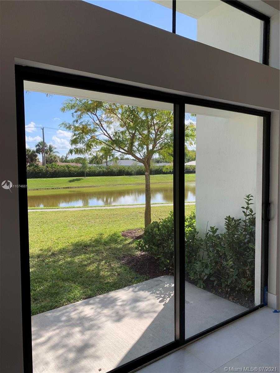 Small Image of 4364 NORTH WEST 8TH CT #4364, Plantation Number 12