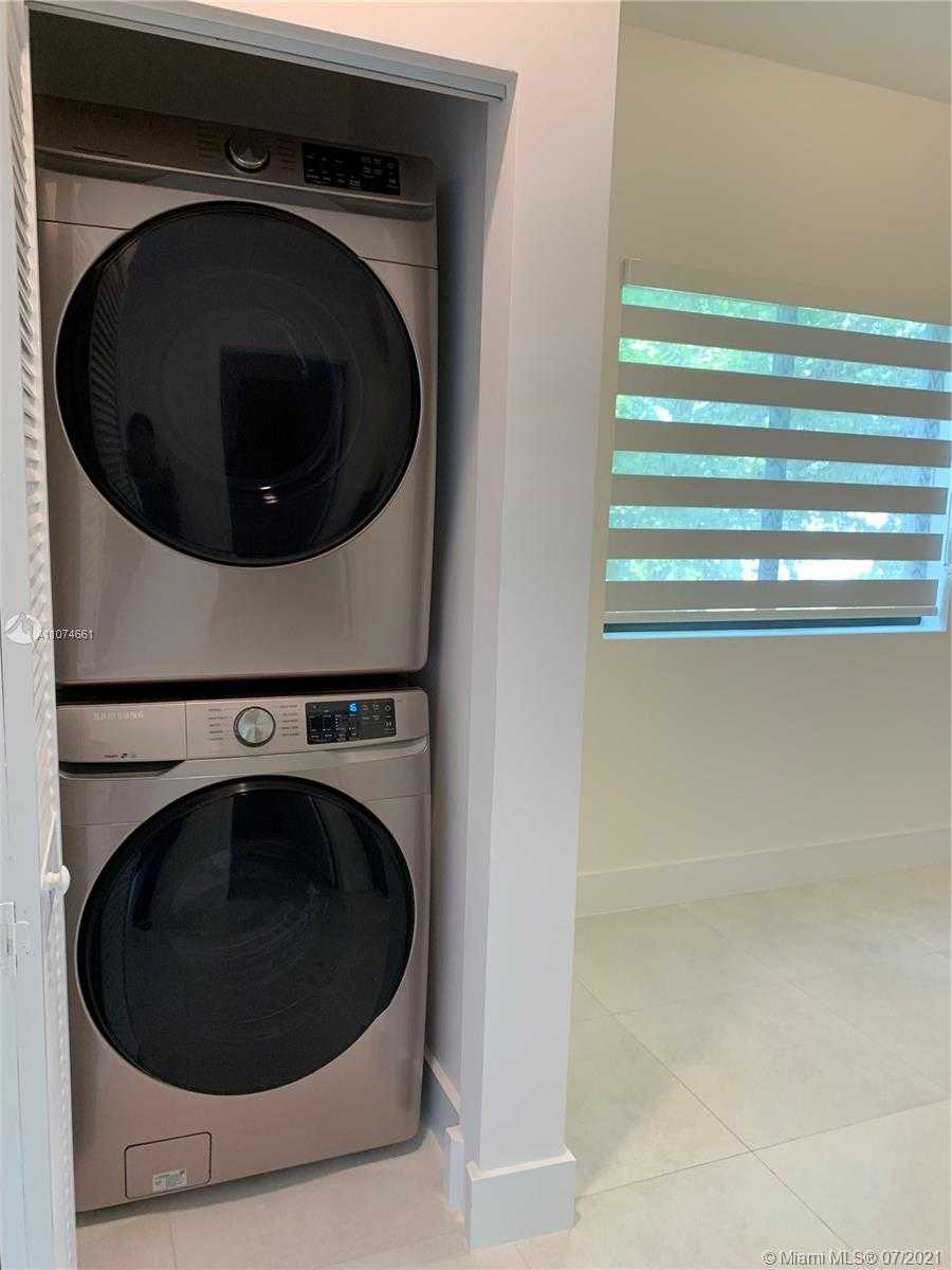 Small Image of 4364 NORTH WEST 8TH CT #4364, Plantation Number 26