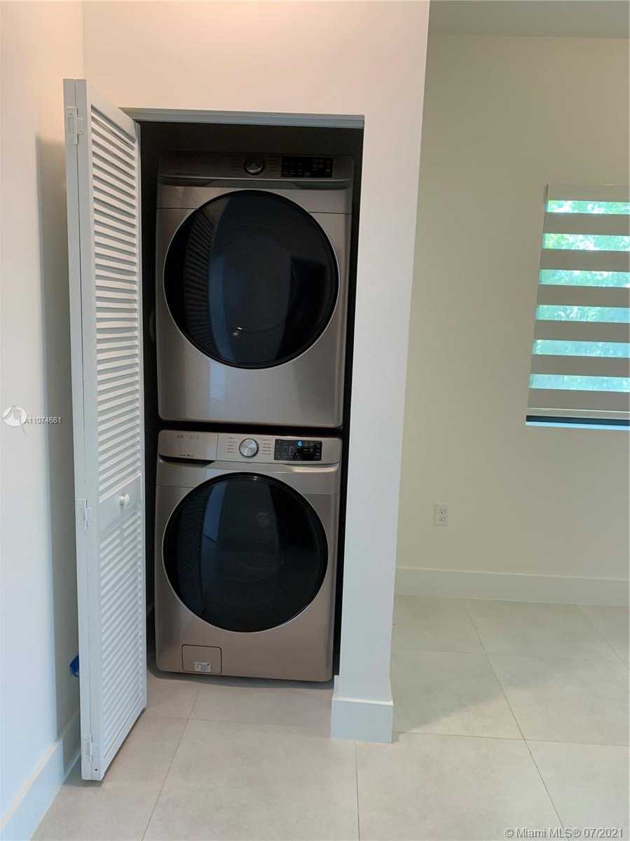 Small Image of 4364 NORTH WEST 8TH CT #4364, Plantation Number 27