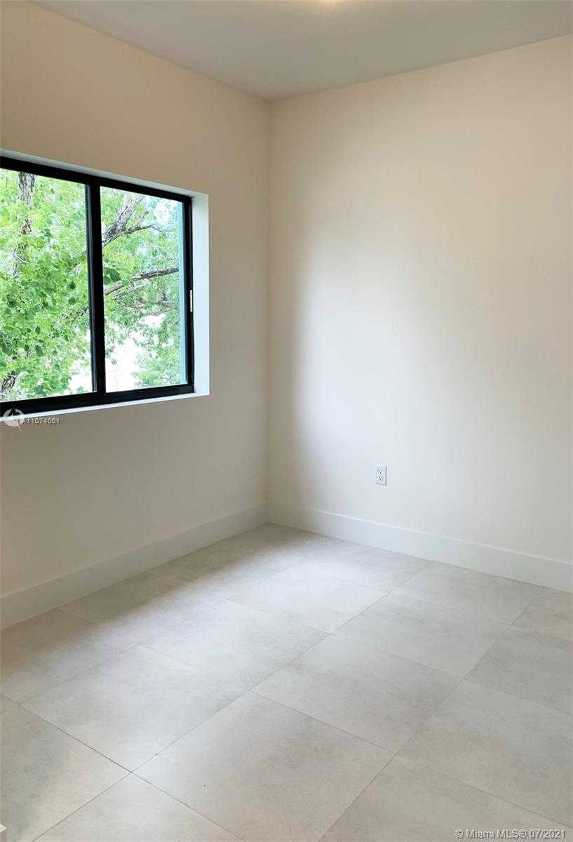 Small Image of 4364 NORTH WEST 8TH CT #4364, Plantation Number 43