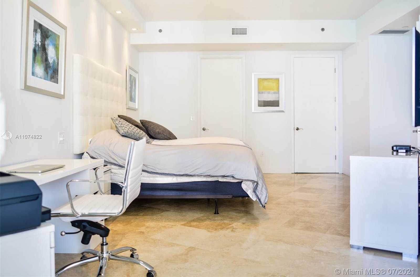Small Image of 15901 COLLINS AVE #2003, Sunny Isles Beach Number 13