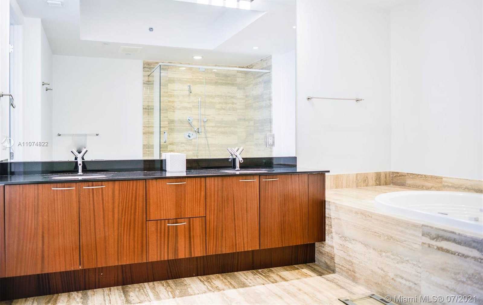 Small Image of 15901 COLLINS AVE #2003, Sunny Isles Beach Number 7