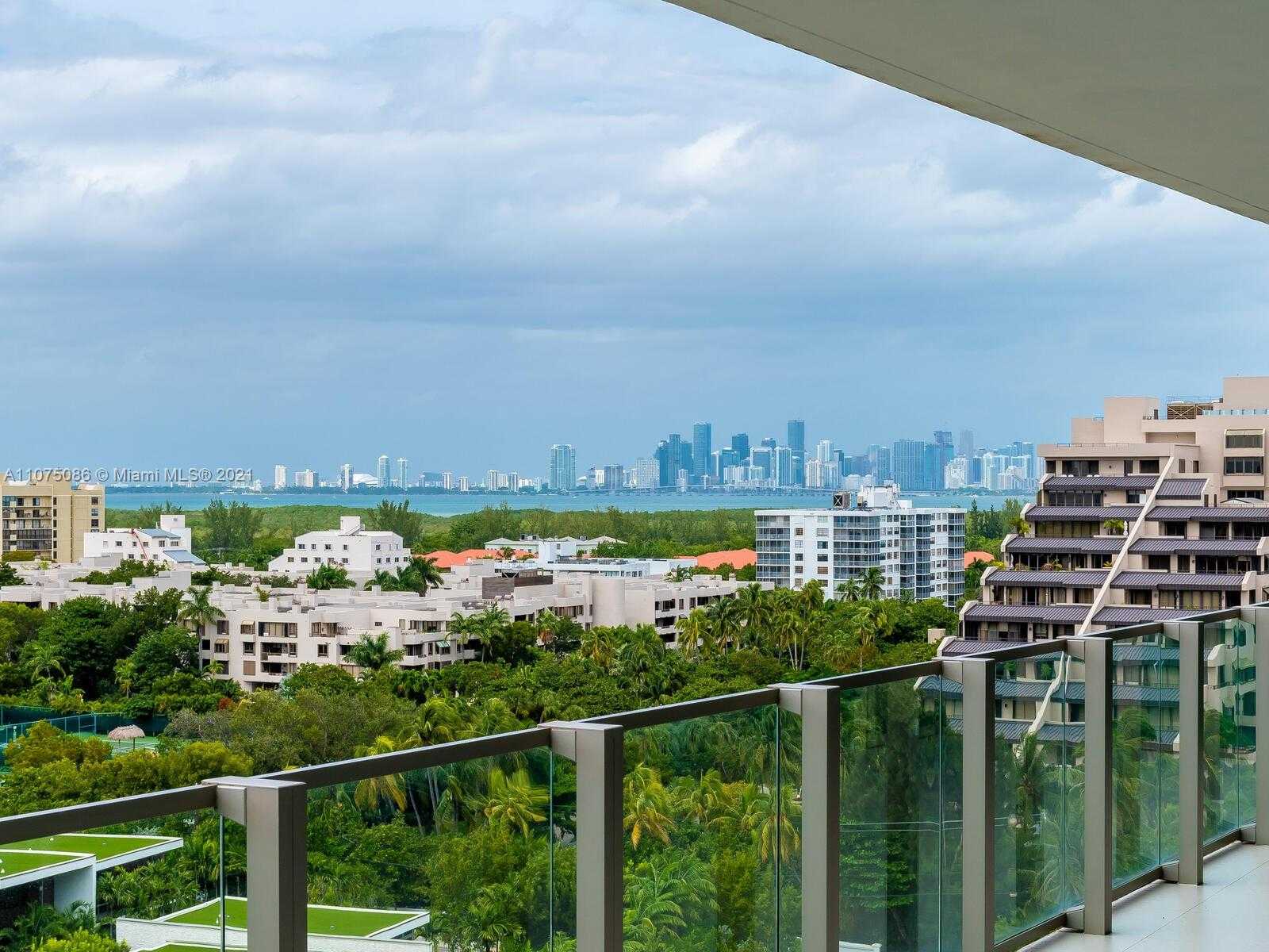 Small Image of 350 OCEAN DR #1105N, Key Biscayne Number 17