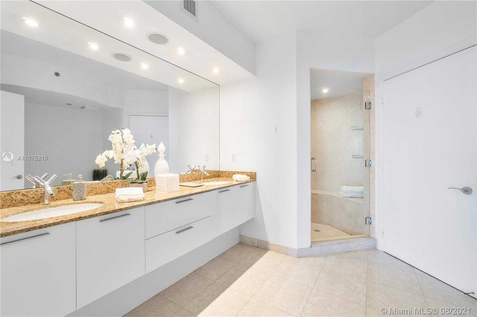 Small Image of 400 ALTON RD #903, Miami Beach Number 13