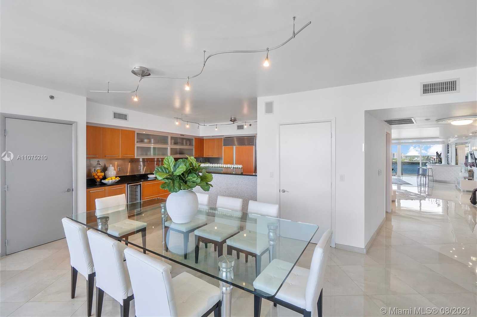 Small Image of 400 ALTON RD #903, Miami Beach Number 8