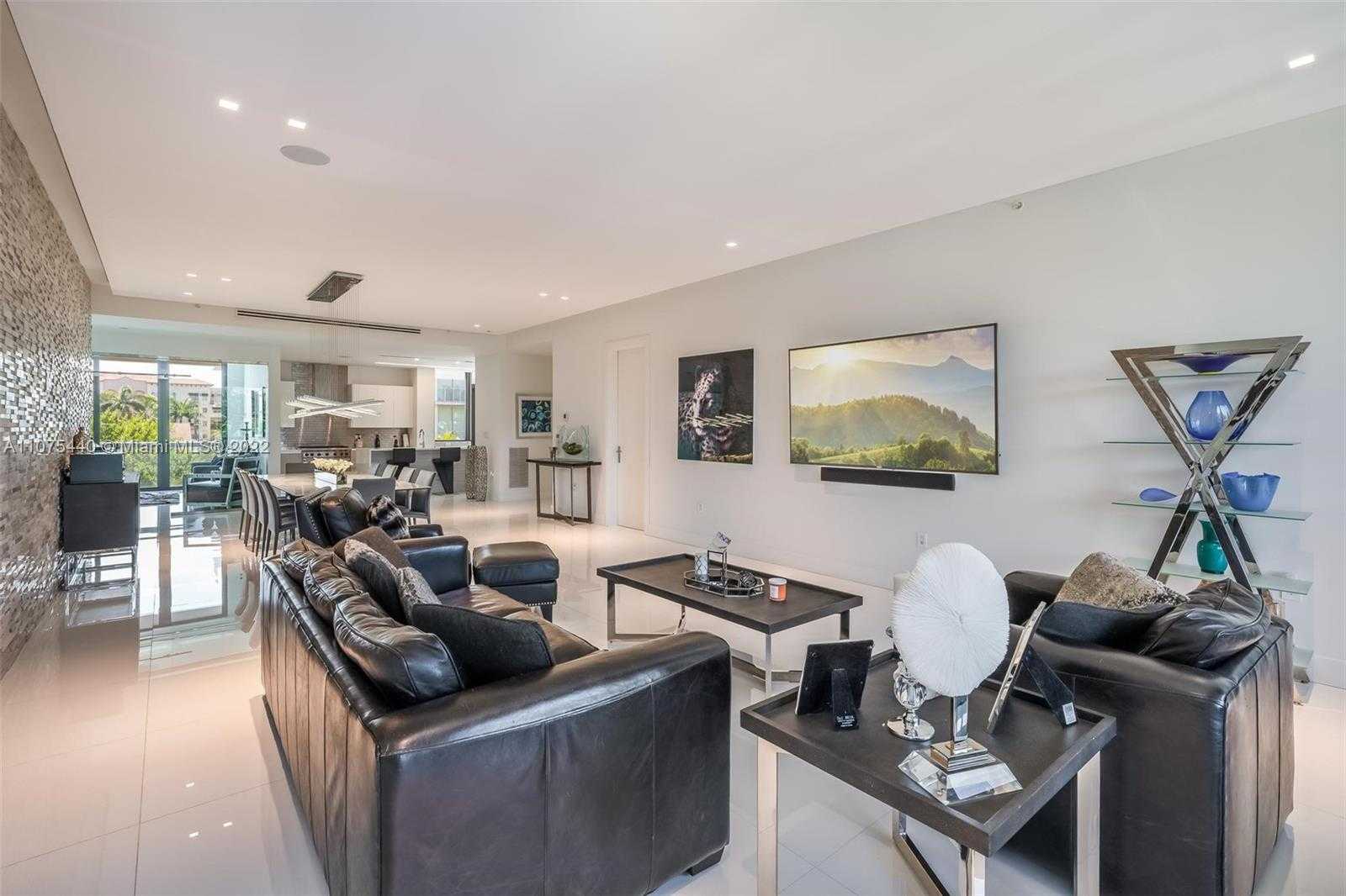 Small Image of 30 ISLE OF VENICE DR #303, Fort Lauderdale Number 11
