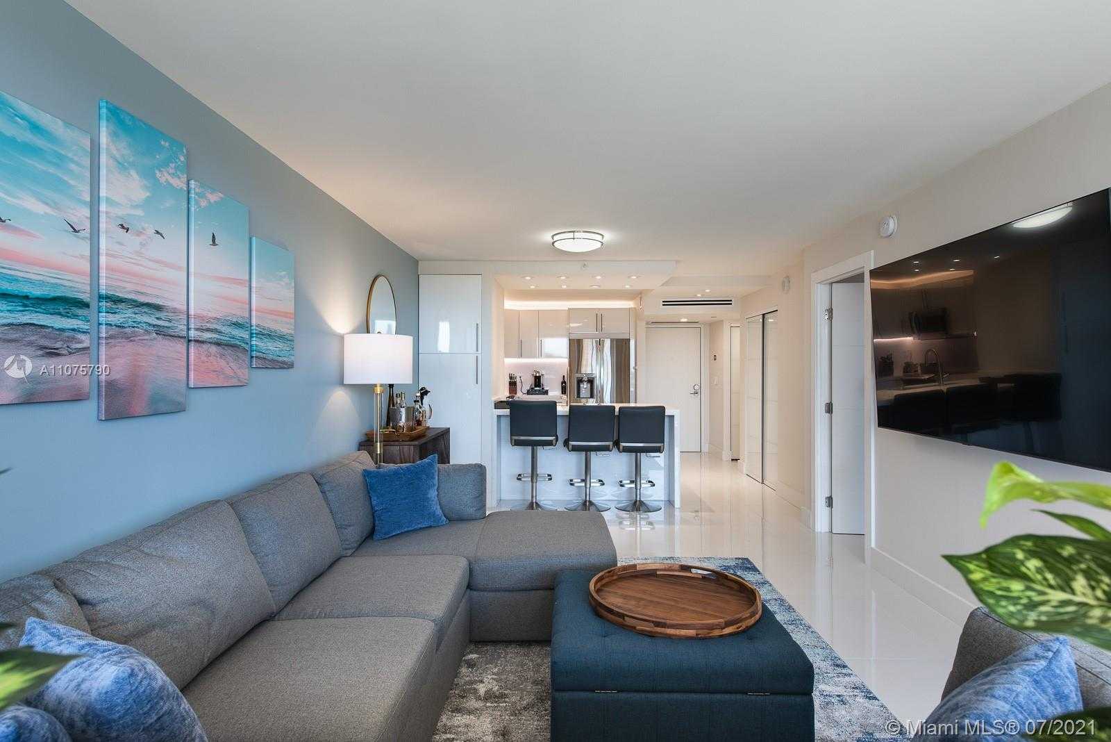 Small Image of 2555 COLLINS AVE #604, Miami Beach Number 11