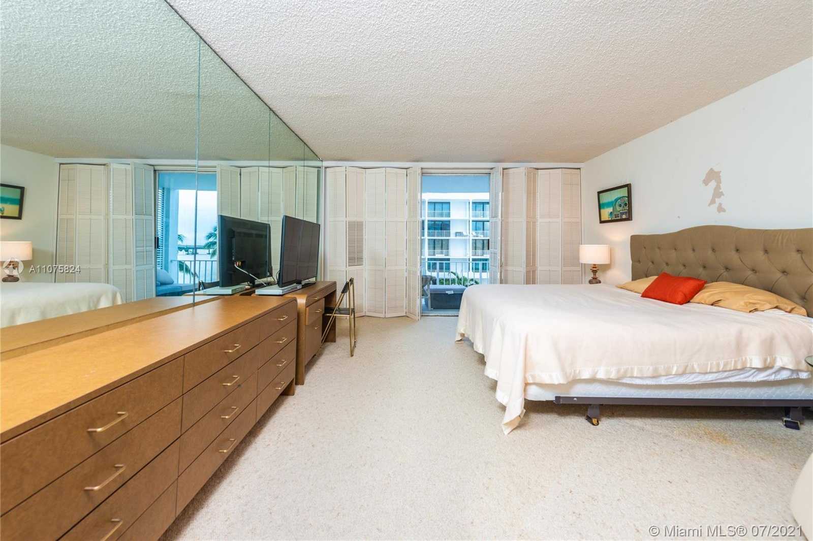 Small Image of 2784 SOUTH OCEAN BLVD #202N, Palm Beach Number 2