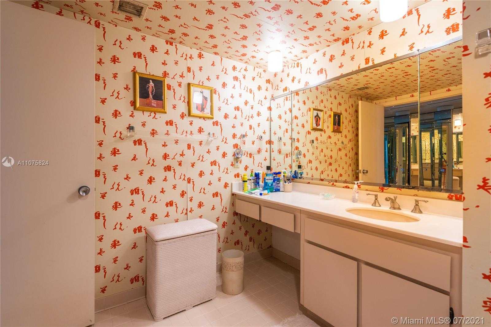 Small Image of 2784 SOUTH OCEAN BLVD #202N, Palm Beach Number 4