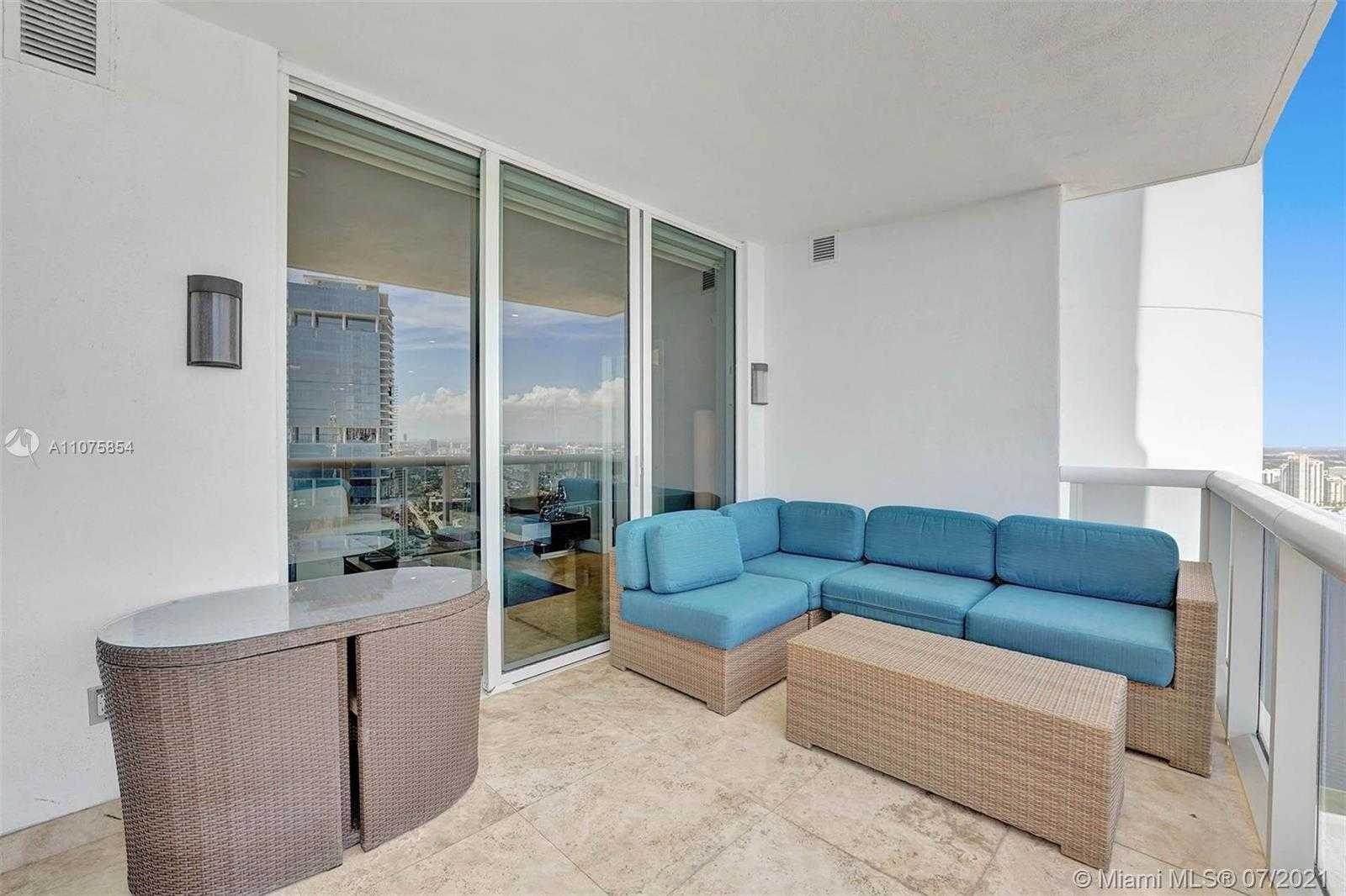 Small Image of 18201 COLLINS AVE #5202, Sunny Isles Beach Number 12