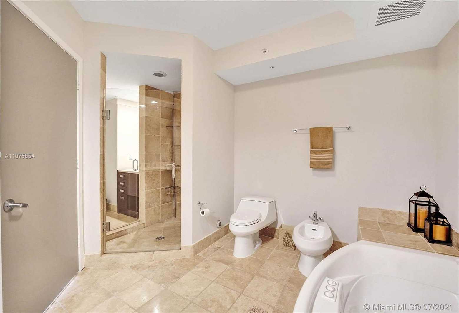 Small Image of 18201 COLLINS AVE #5202, Sunny Isles Beach Number 34