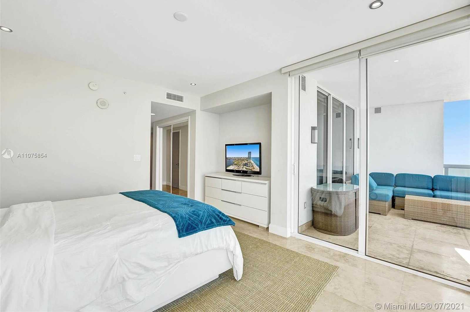 Small Image of 18201 COLLINS AVE #5202, Sunny Isles Beach Number 45