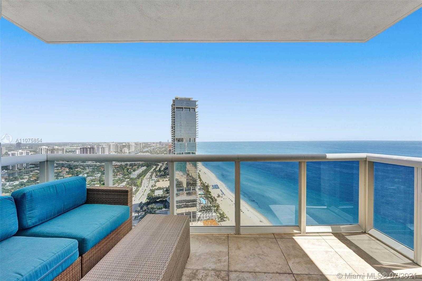 Small Image of 18201 COLLINS AVE #5202, Sunny Isles Beach Number 9