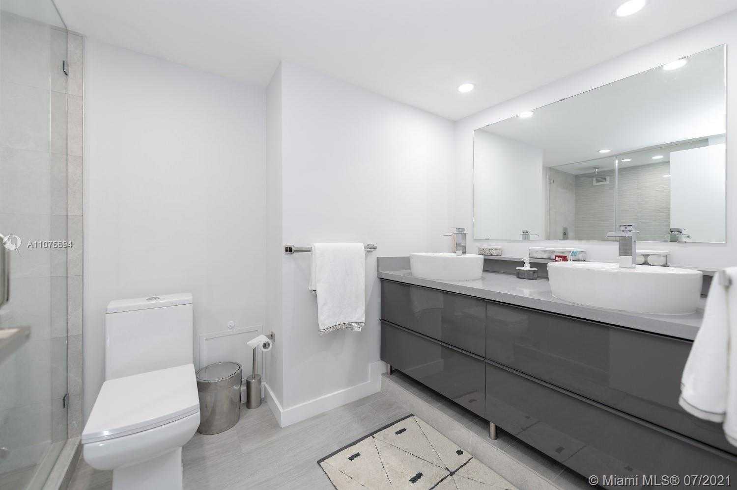 Small Image of 2301 COLLINS AVE #1534, Miami Beach Number 13