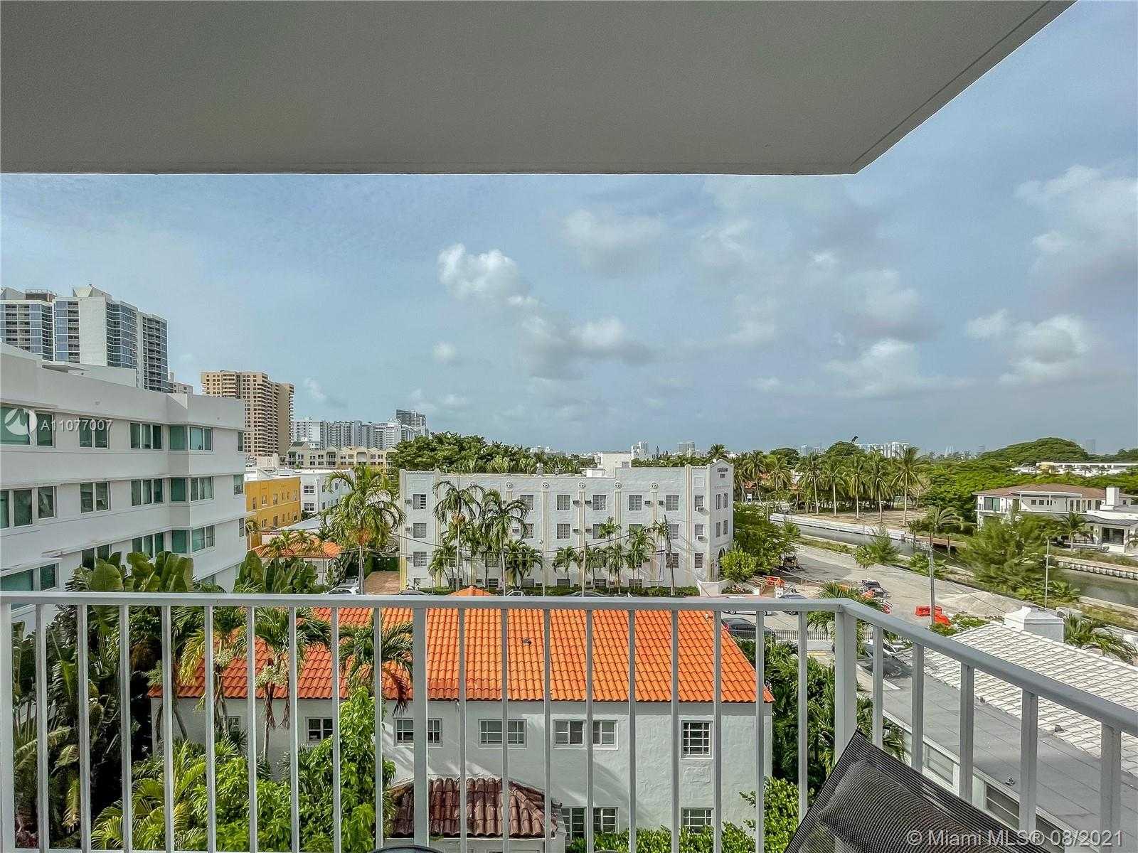 Small Image of 2829 INDIAN CREEK DR #505, Miami Beach Number 3